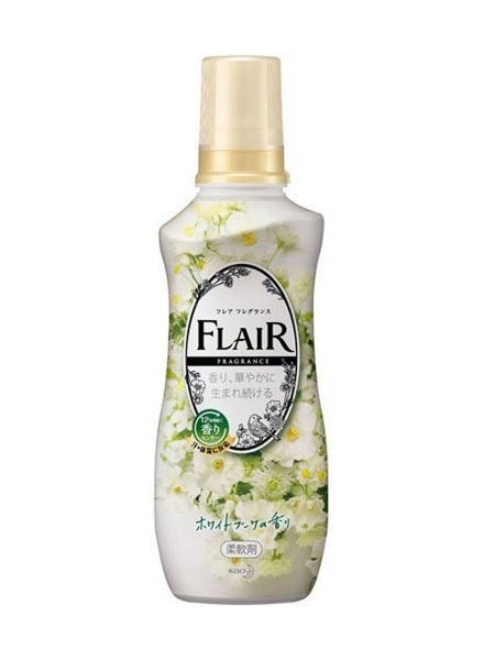 KAO Flair Fragrance White Bouquet Кондиционер-смягчитель для белья с изящным ароматом белых цветов 540 мл