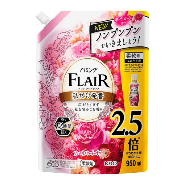 KAO Flair Fragrance Floral Sweet Кондиционер-смягчитель для белья, со сладким цветочно-фруктовым ароматом, сменная упаковка, 950 мл.
