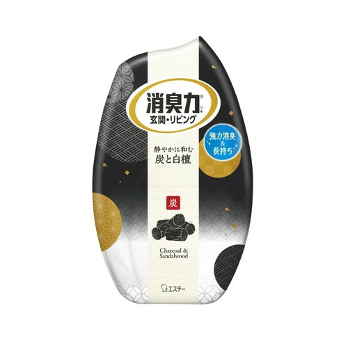 SHOSHU-RIKI Жидкий освежитель воздуха для комнаты с легким ароматом угля и сандалового дерева 400 мл